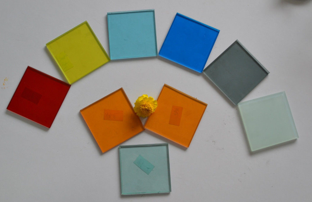 12 mm getint gehard glas gekleurd met blauw/geel/bruin/groen enz.