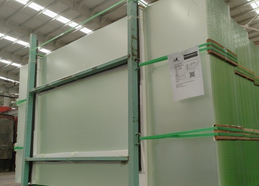 Op maat gemaakte grootte Zonne-energie fotovoltaïsche glas helder drijvende voor gordijnmuur en gebouw ramen