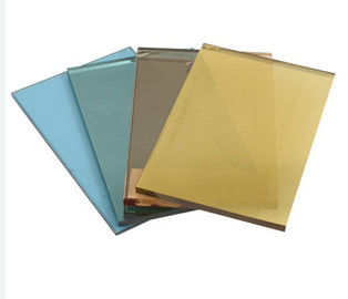 Gekleurd / groen-F helder / laag-E getinte glas met modern type