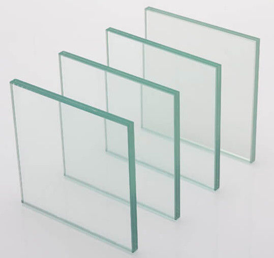 Duidelijk/vloeiend glas in verwerkbare platen voor tafel/kasten/heining/doucheruimte enz.