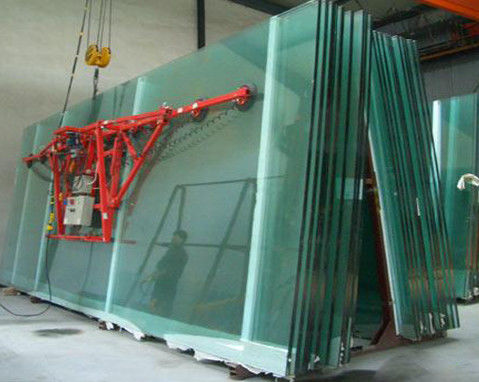 Duidelijk/vloeiend glas in verwerkbare platen voor tafel/kasten/heining/doucheruimte enz.