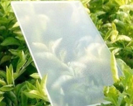 Op maat gemaakte grootte/helder/zonne/drijvend fotovoltaïsch glas voor gordijnmuren en gebouwvensters