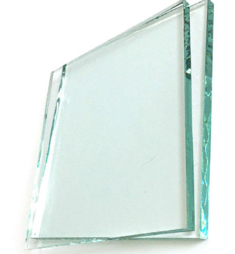 Duidelijk/vloeiend glas in verwerkbare platen voor tafel/kasten/heining/doucheruimte enz.