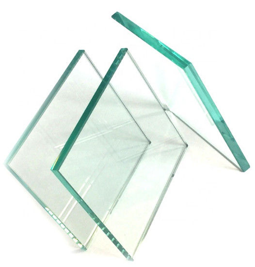 Duidelijk/vloeiend glas in verwerkbare platen voor tafel/kasten/heining/doucheruimte enz.