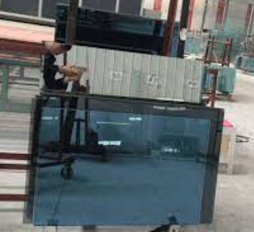 CE-standaard Duurzaam Uniek Ontwerp Genkleurd Reflectief Glas voor Gebouw Decoratie