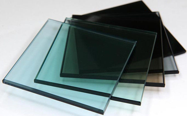 Directe levering door Chinese fabrieken van gekleurd glas voor de decoratie van deuren en ramen