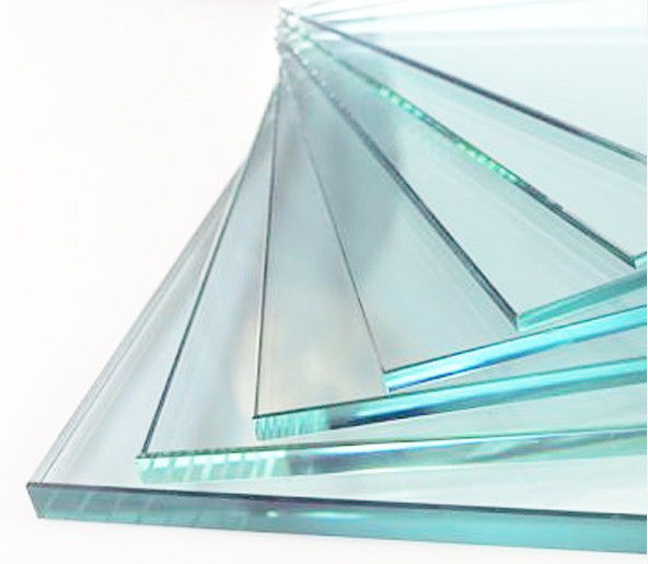Duidelijk/vloeiend glas in verwerkbare platen voor tafel/kasten/heining/doucheruimte enz.