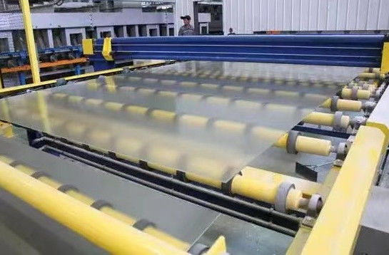 Ultra-helder elektrisch zonnepaneel fotovoltaïsch glas/zonnescherm warmtebehoud gebruikt voor het bouwen van gordijnmuur/gla