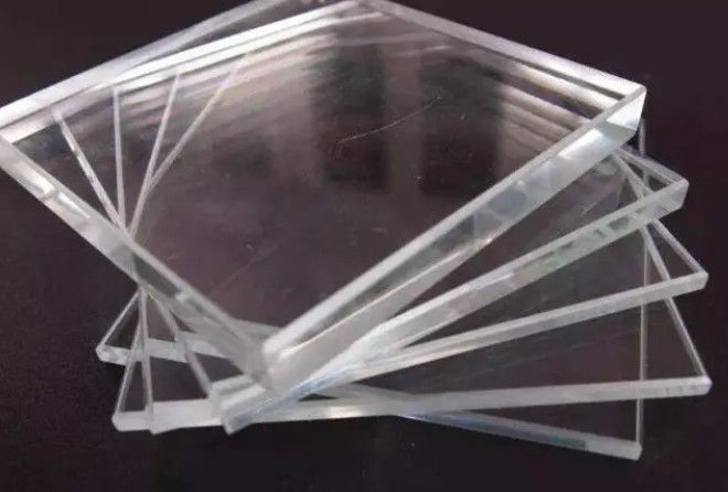 Ultra helder glas met vlakke hoeken en afsplitsingen van topfabrikanten