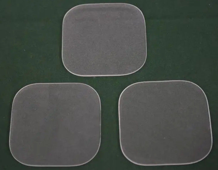 Warm te koop 3,2 mm-4 mm ultra helder laag ijzer gehard zonneglas voor zonnepanelen