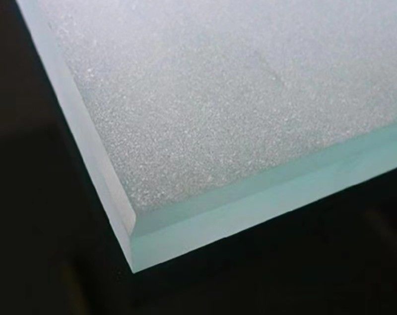 Elegant gelaagd vierkant gehard glas voor huis- en kantoorversiering