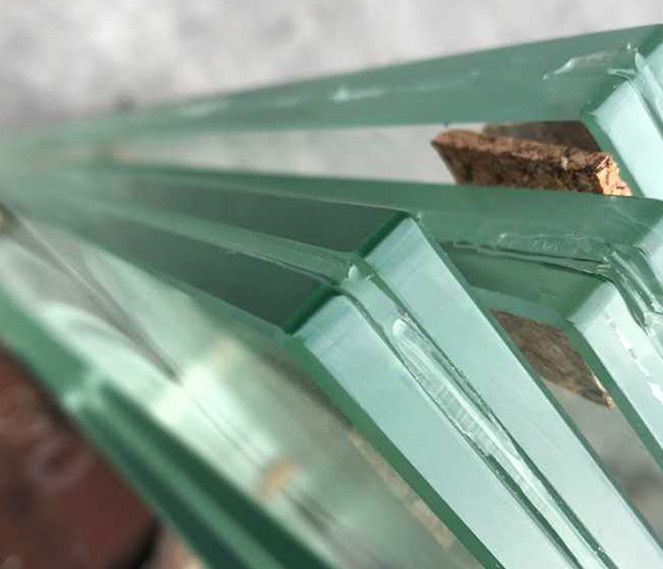 6.38mm 8.38mm 10.38mm 12.38mm Helder gekleurd PVB gelaagd glas met CSI、CE、SGCC-certificaat voor gebouwglas