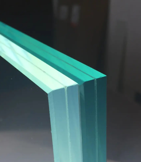 Australische certificaatstandaard AS/NZS 2208: 1996 CE-certificaat 6,38 mm tot 13,52 mm helder en gekleurd gelaagd glas