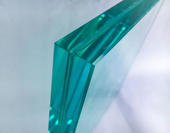 Australische certificaatstandaard AS/NZS 2208: 1996 CE-certificaat 6,38 mm tot 13,52 mm helder en gekleurd gelaagd glas