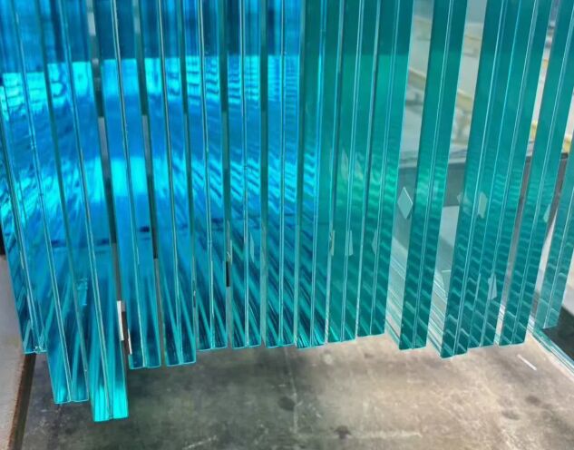 4,38 mm 6,38 mm 8,38 mm 10,38 mm tot 10,76 mm Gehard Veiligheidsglas/Gelaagd Gehard Glas met PVB/SGP voor Gebouwen/Meubilair/Tafelbladen/Douchedeuren