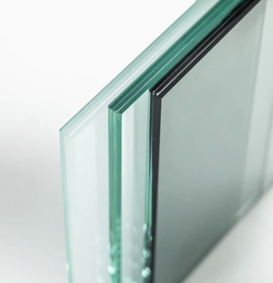 Factory 6.38/8.38/10.38/12.38mm/8.76/10.76 /12.76mm Clear/Milky White/Gray/Blue Color PVB Layer Safety Tempered Laminated Glass
